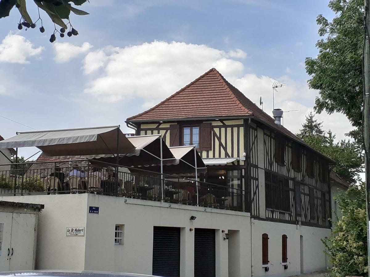 Arcis-sur-Aube Le Saint Hubert酒店 外观 照片